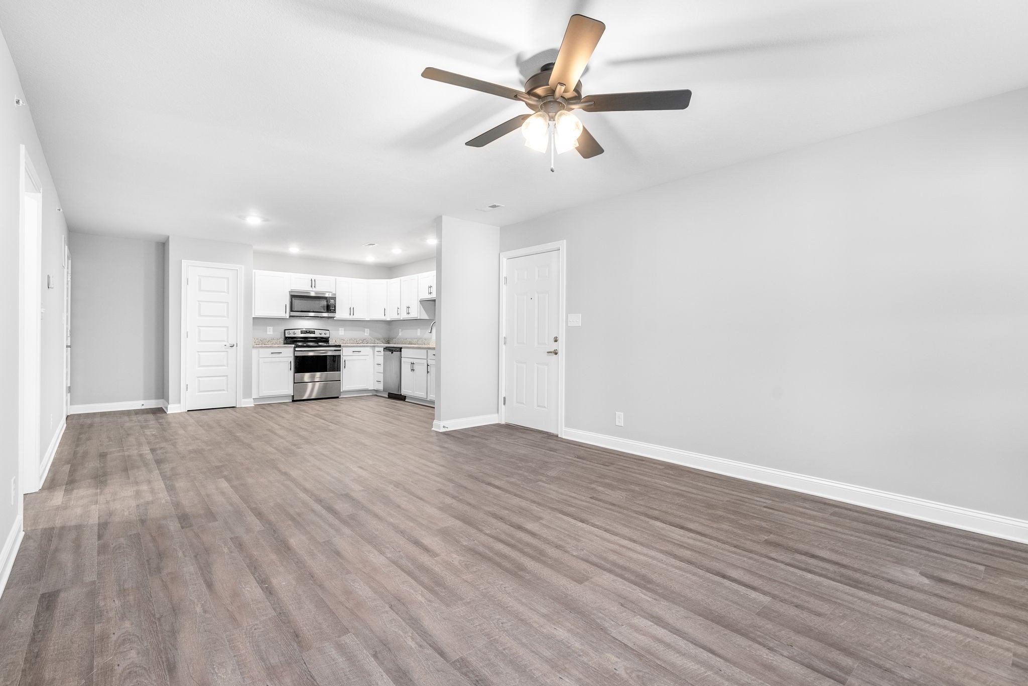 2824 Highway 41a, S Clarksville TN 37043