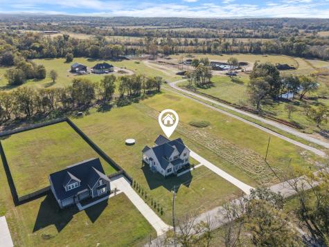2070 Hamilton Chambers Road Lebanon TN 37087