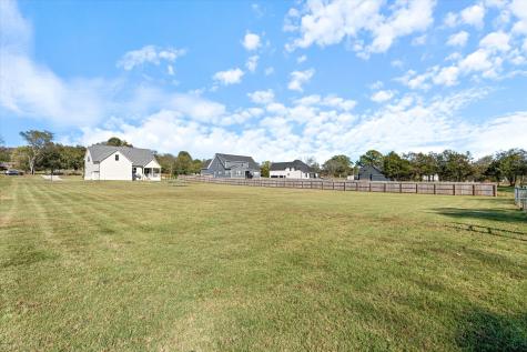 2070 Hamilton Chambers Road Lebanon TN 37087