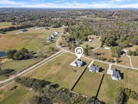 2070 Hamilton Chambers Road Lebanon TN 37087