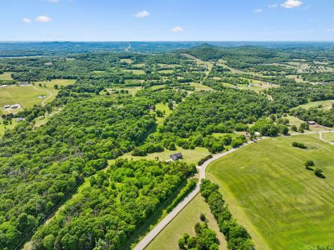 2064 Roberts Road Watertown TN 37184