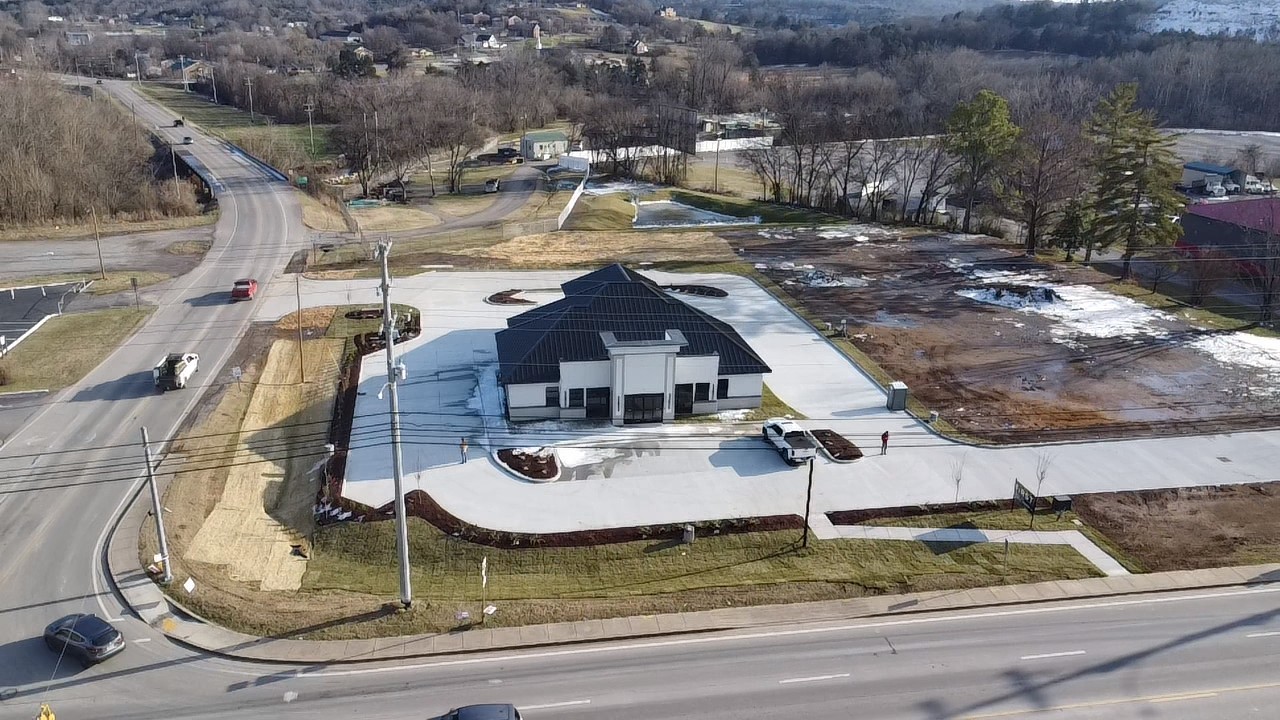 925 W Main Street Woodbury TN 37190