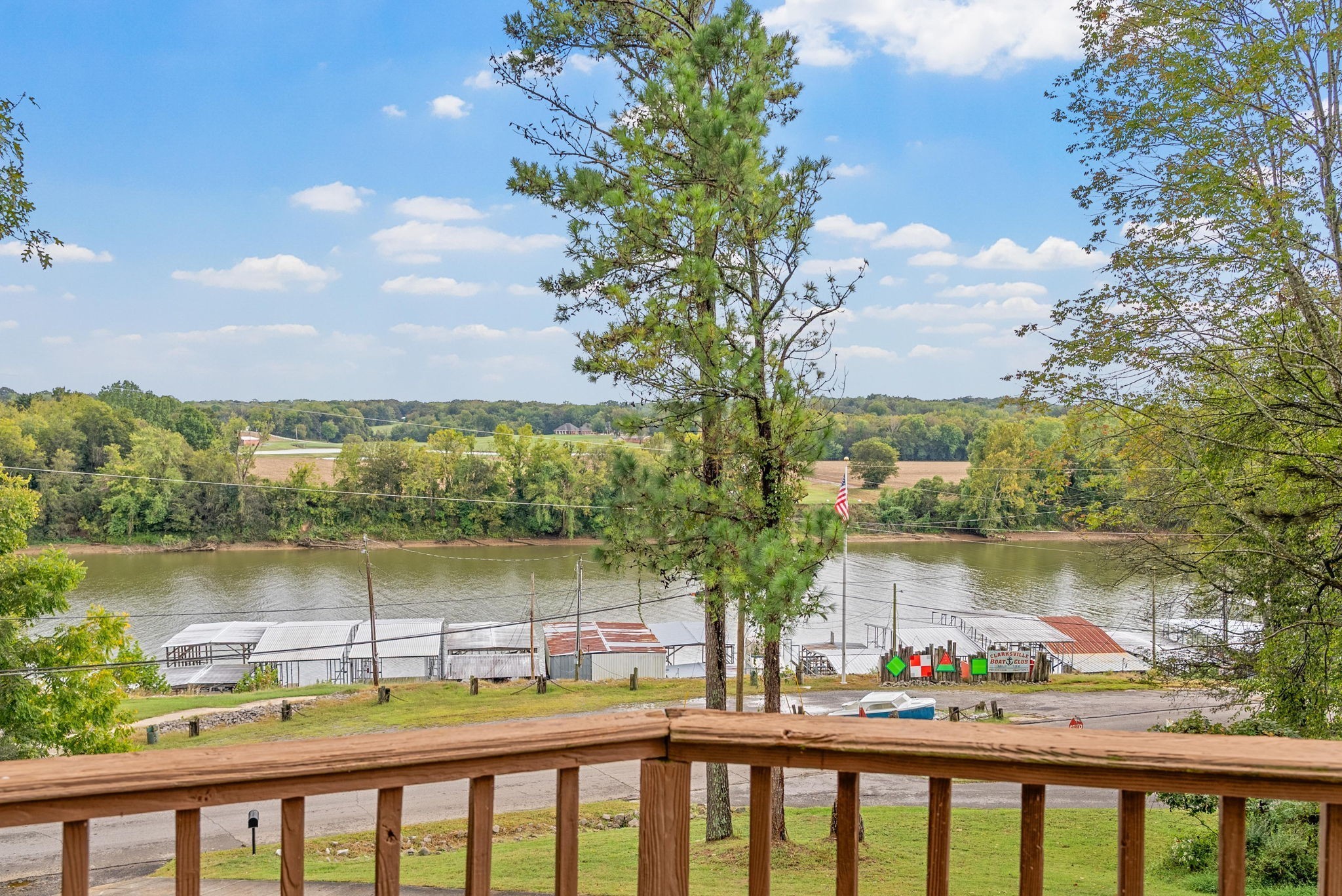 1176 Seven Mile Ferry Road, N Clarksville TN 37040
