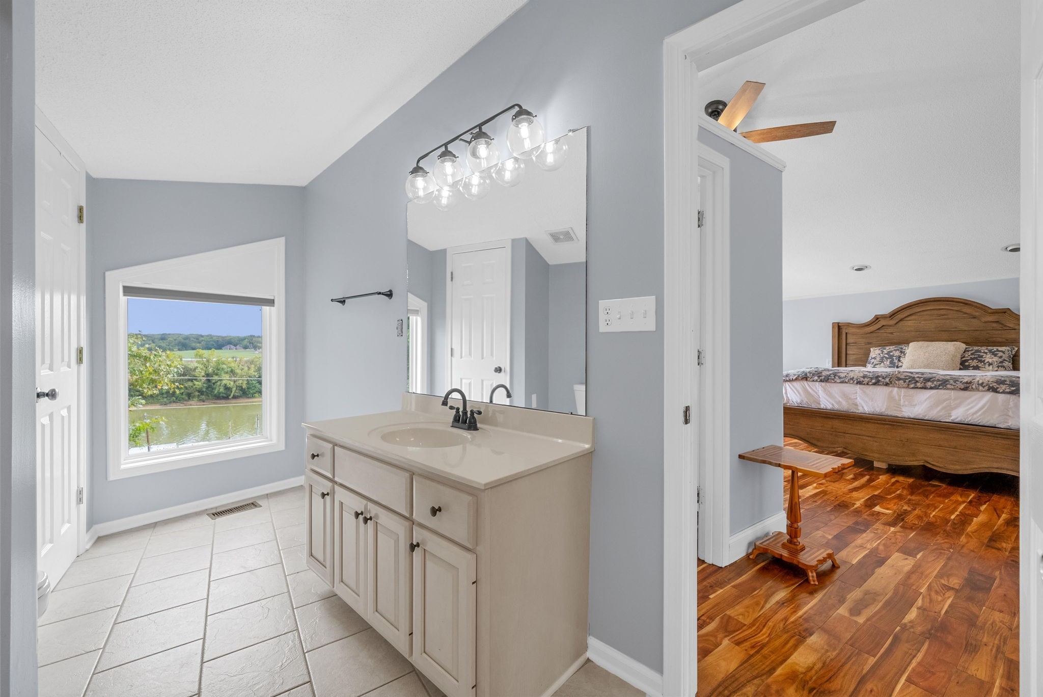 1176 Seven Mile Ferry Road, N Clarksville TN 37040