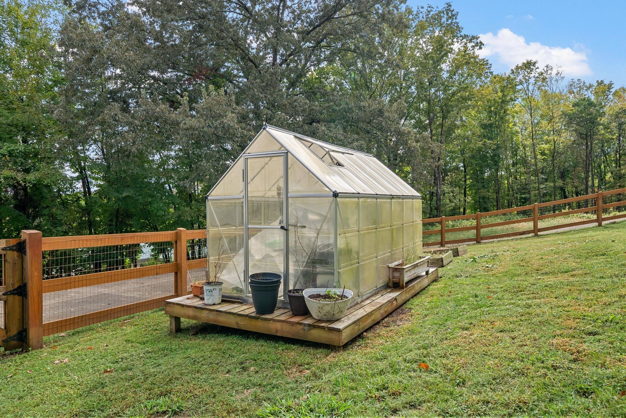 1176 Seven Mile Ferry Road, N Clarksville TN 37040