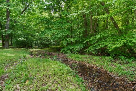 1635 Right Prong Blue Buck Road Duck River TN 38454