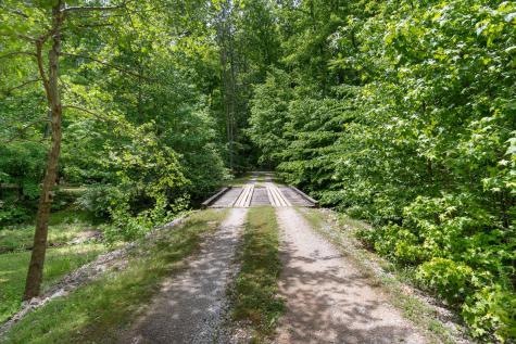 1635 Right Prong Blue Buck Road Duck River TN 38454