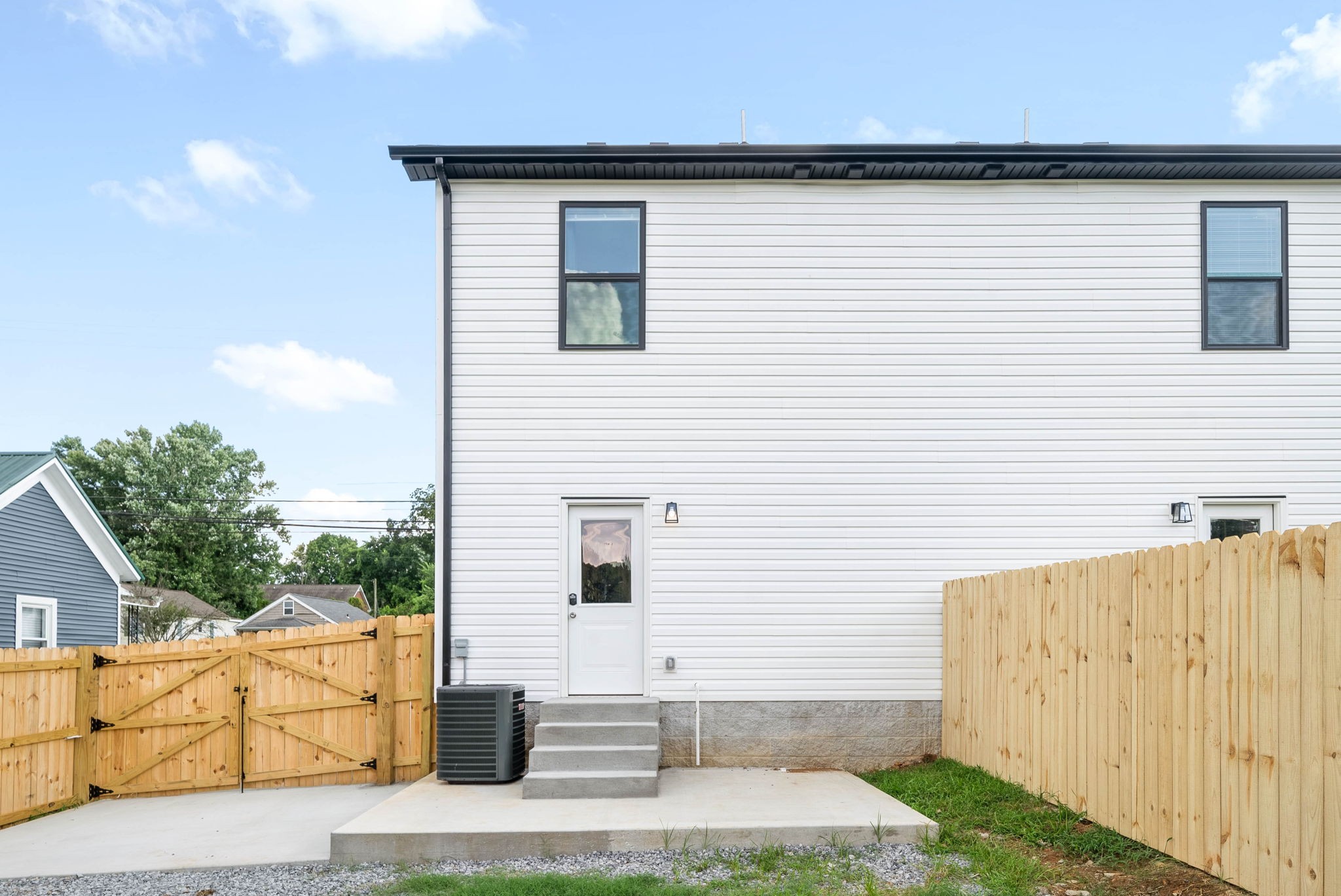 1113 Crossland Avenue Clarksville TN 37040