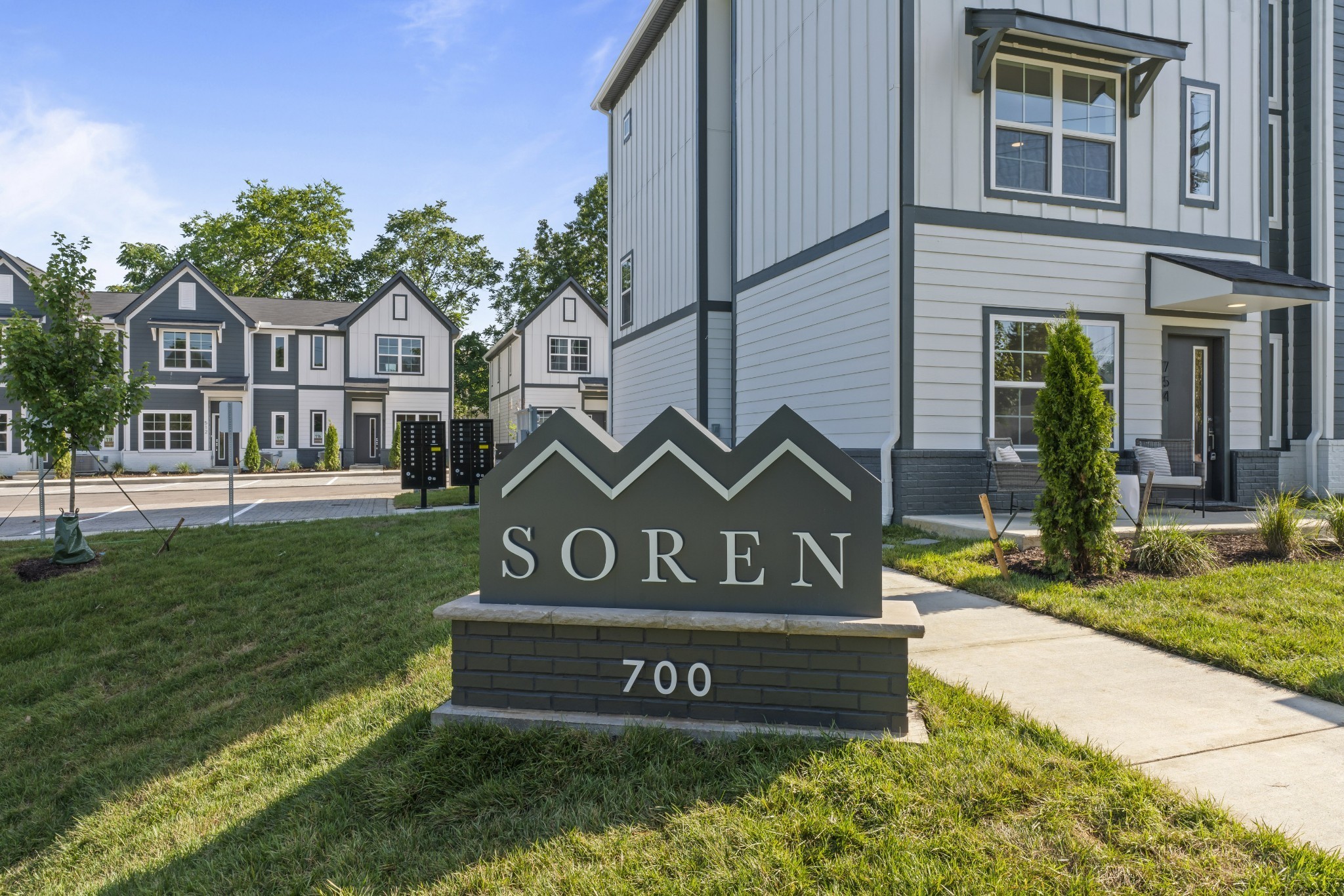 700 N Dupont Avenue #402 Madison TN 37115