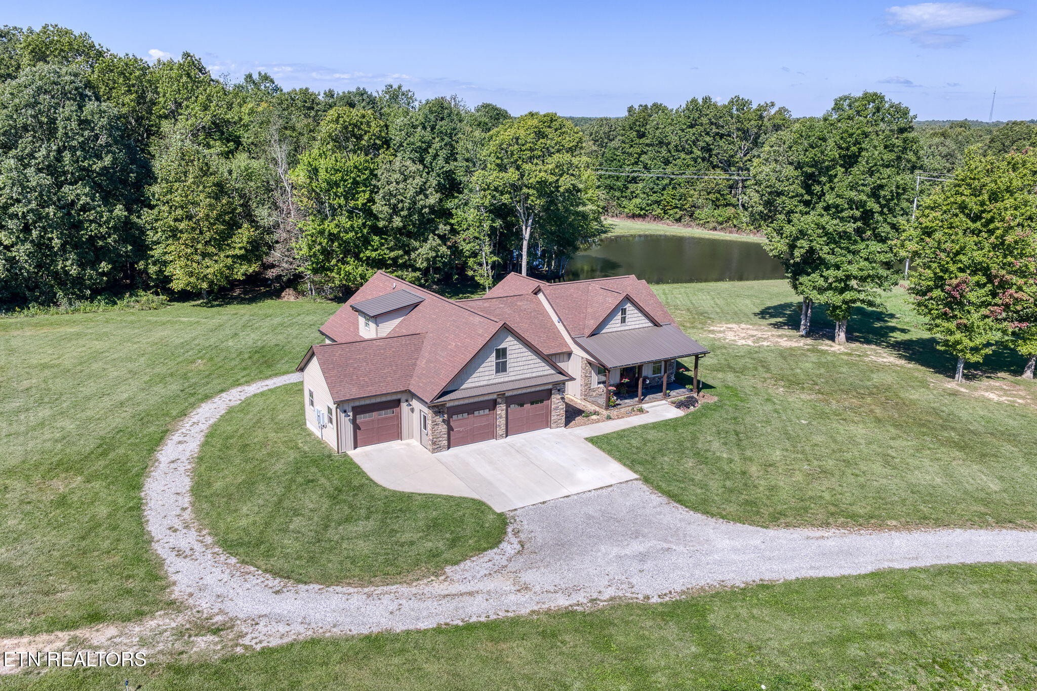 804 Linder Loop Crossville TN 38571