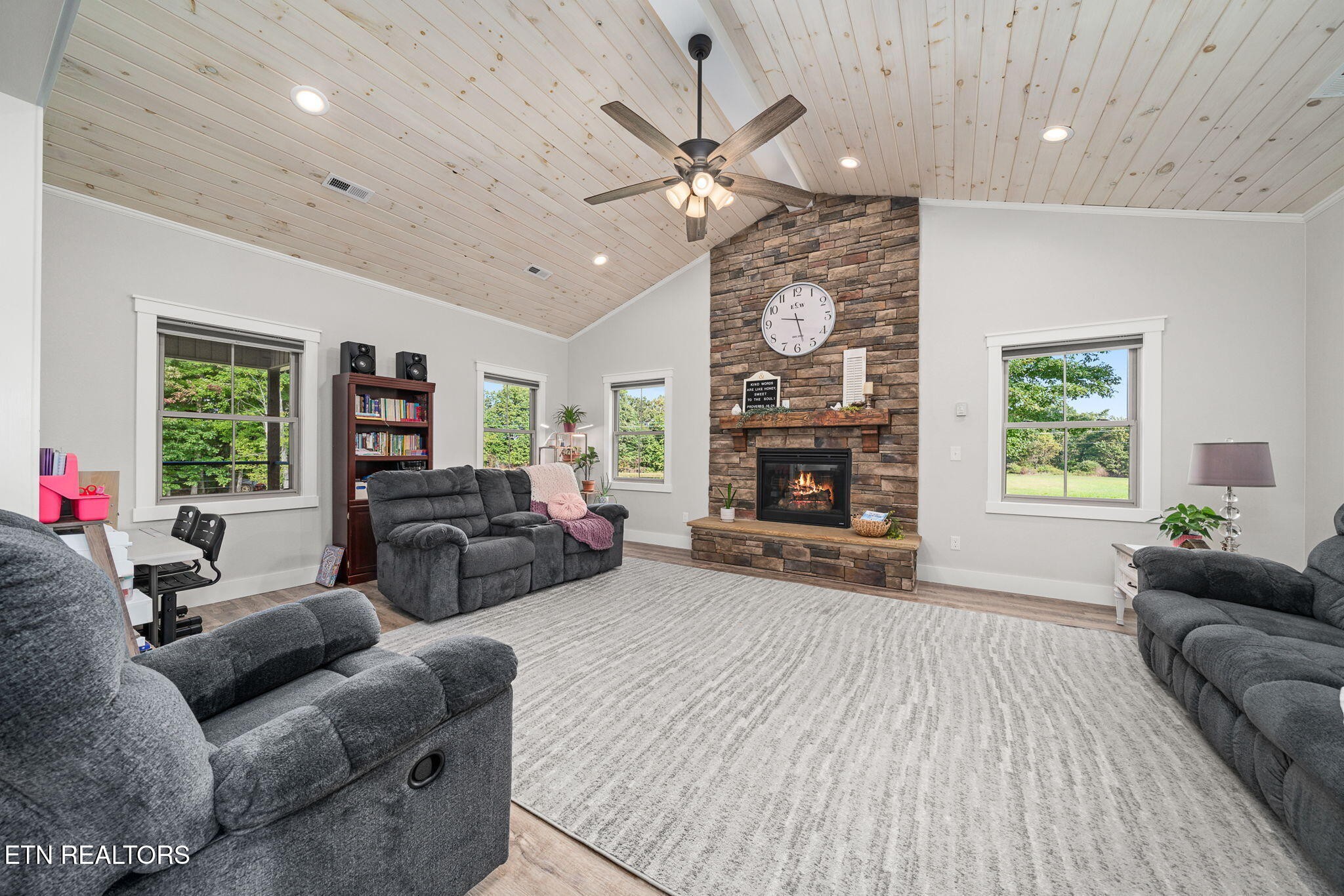 804 Linder Loop Crossville TN 38571