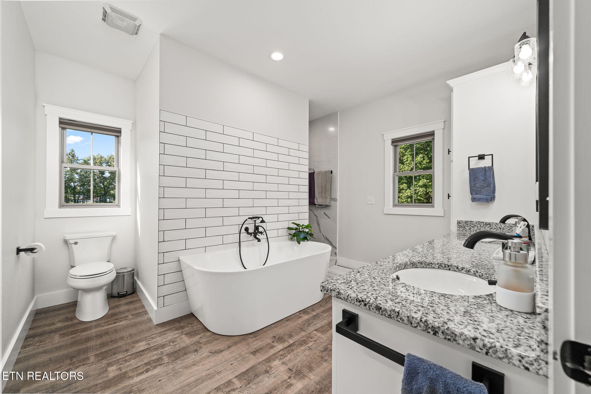 804 Linder Loop Crossville TN 38571