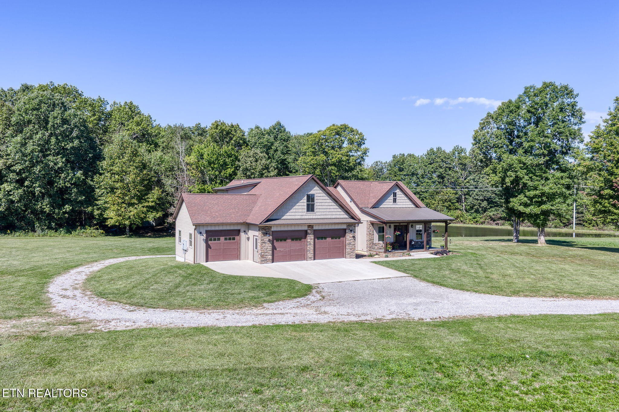 804 Linder Loop Crossville TN 38571