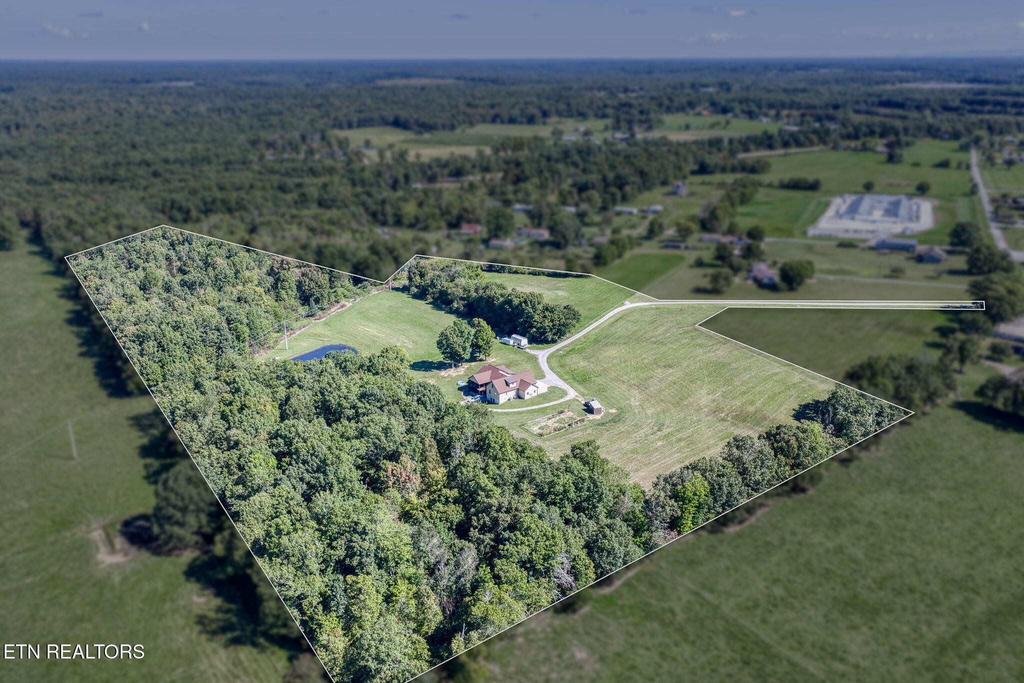 804 Linder Loop Crossville TN 38571