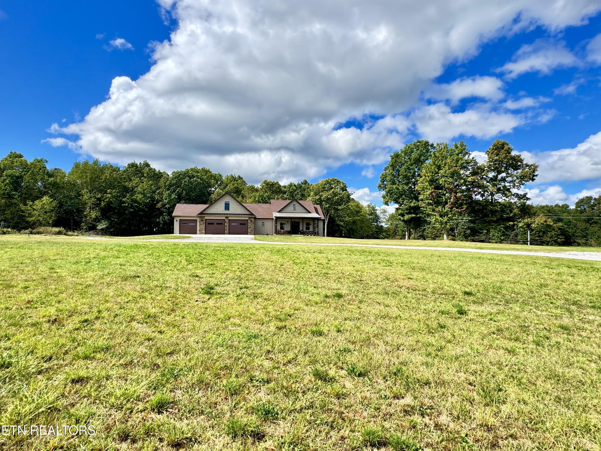 804 Linder Loop Crossville TN 38571