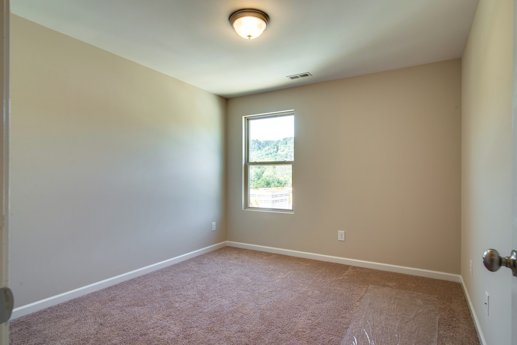 158 Oasis Drive La Vergne TN 37086