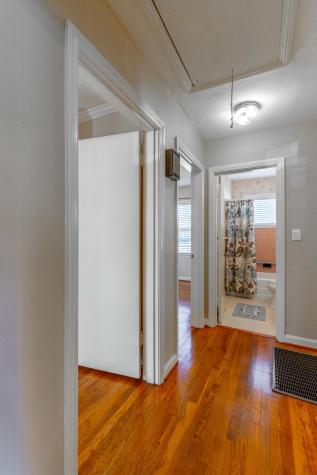 1048 Floyd Drive Chattanooga TN 37412