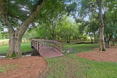 1429 Charleston Lane Columbia TN 38401