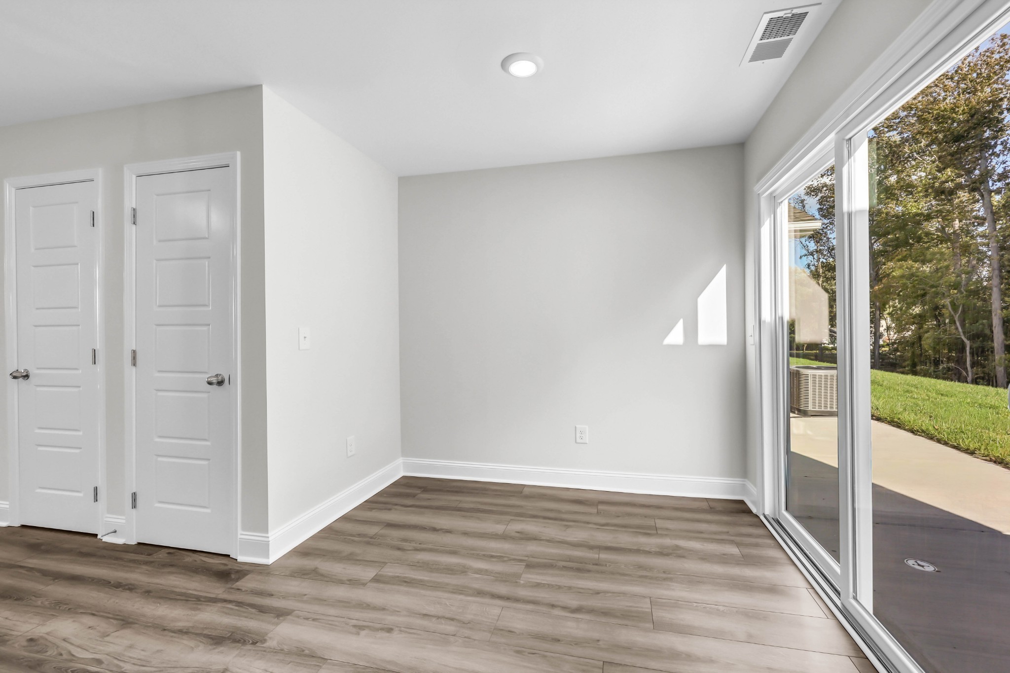 127 Quarry Point Drive Clarksville TN 37043