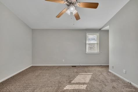 8 Gino Drive Clarksville TN 37042