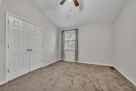 8 Gino Drive Clarksville TN 37042