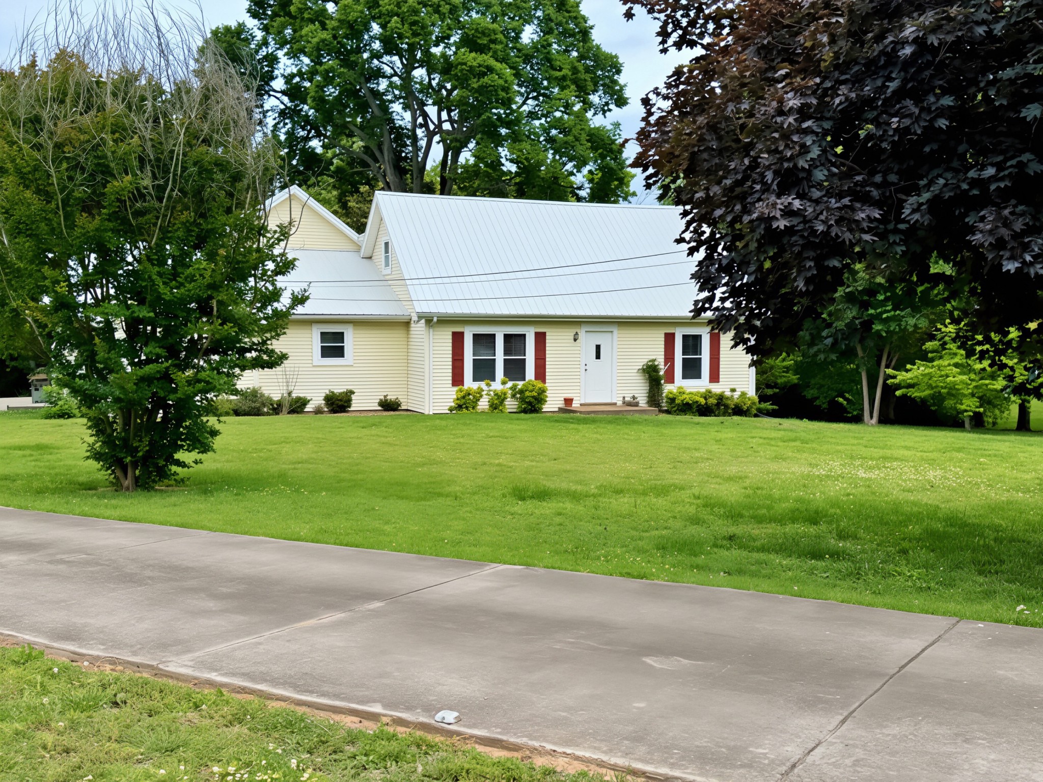 129 Oakland Drive Gallatin TN 37066