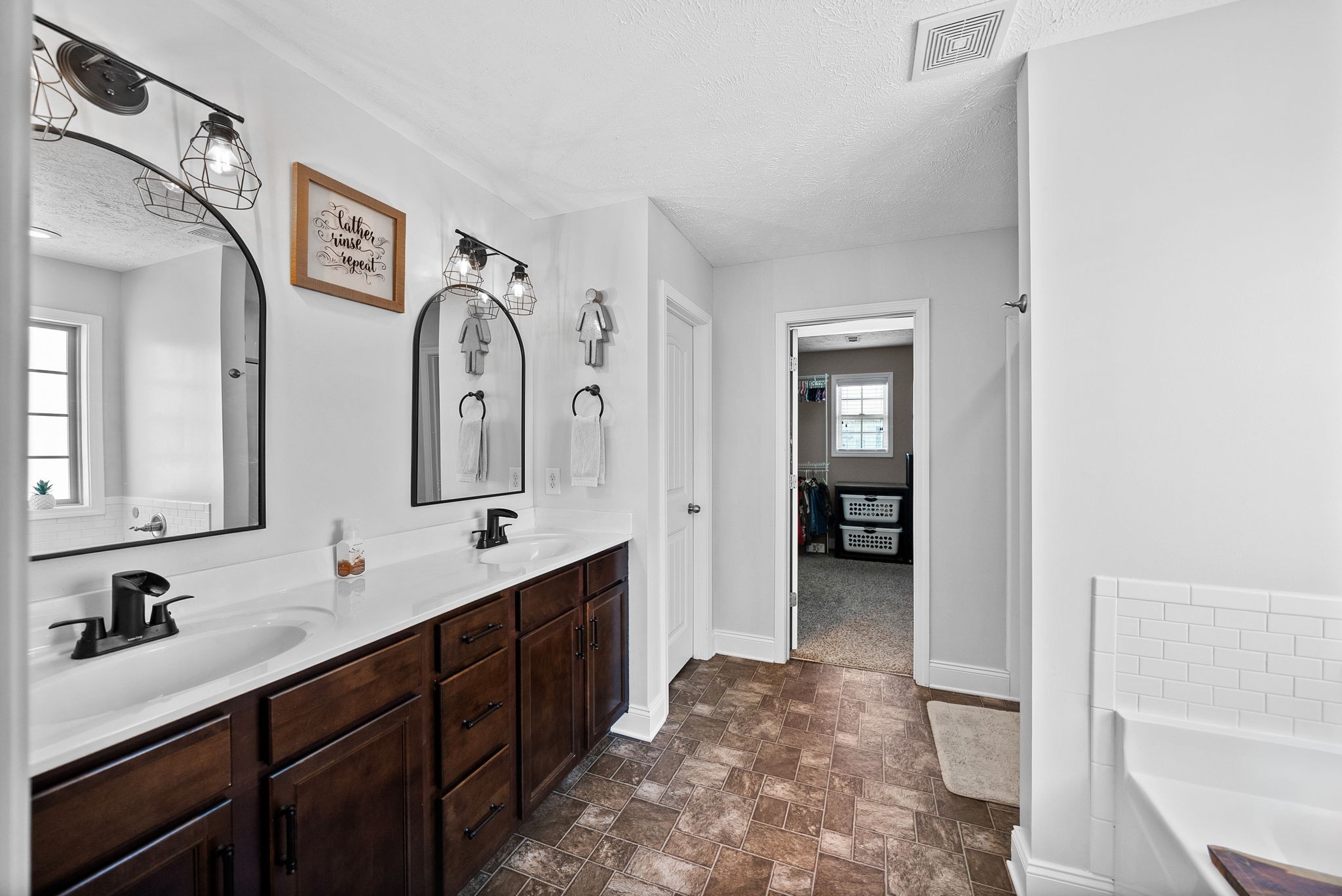 1273 Eagles View Drive Clarksville TN 37040