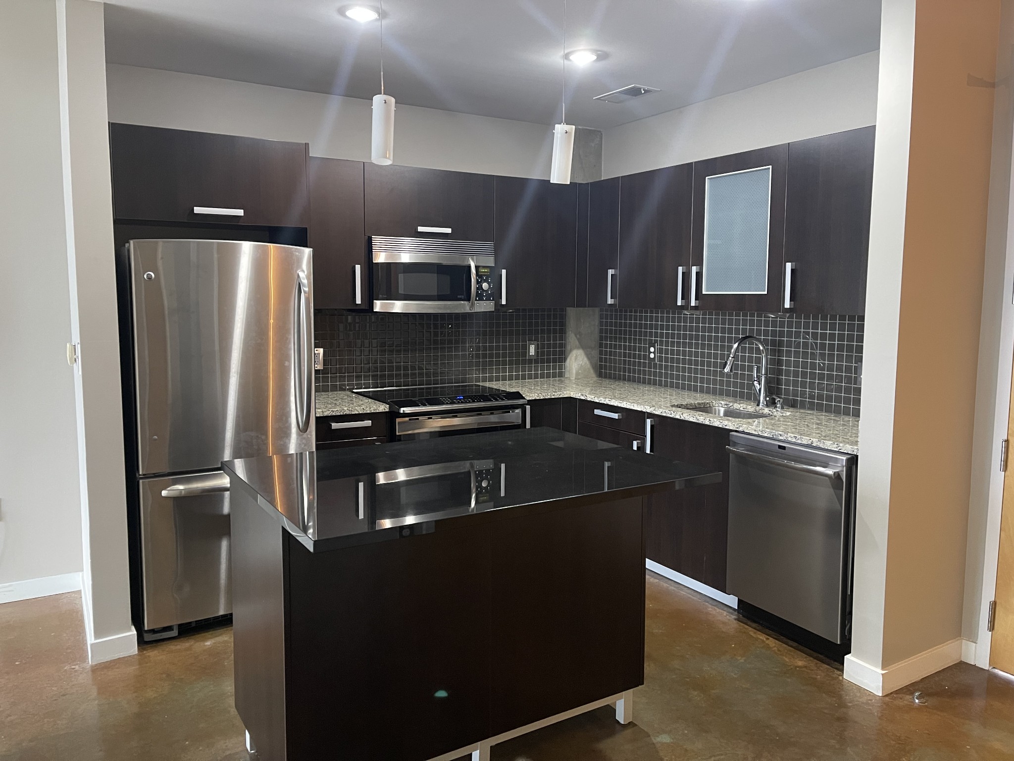600 12th Ave, S Nashville TN 37203