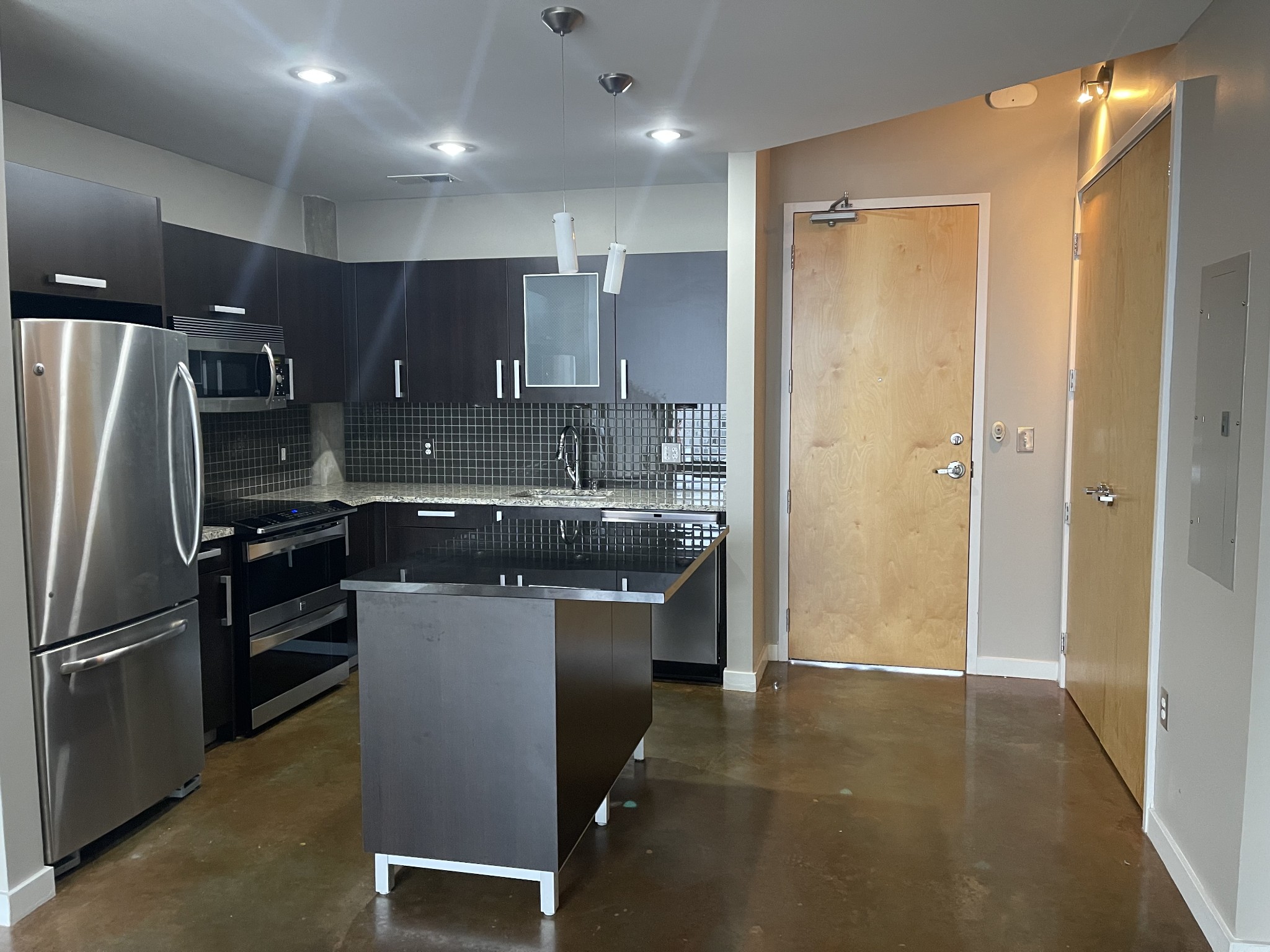 600 12th Ave, S Nashville TN 37203