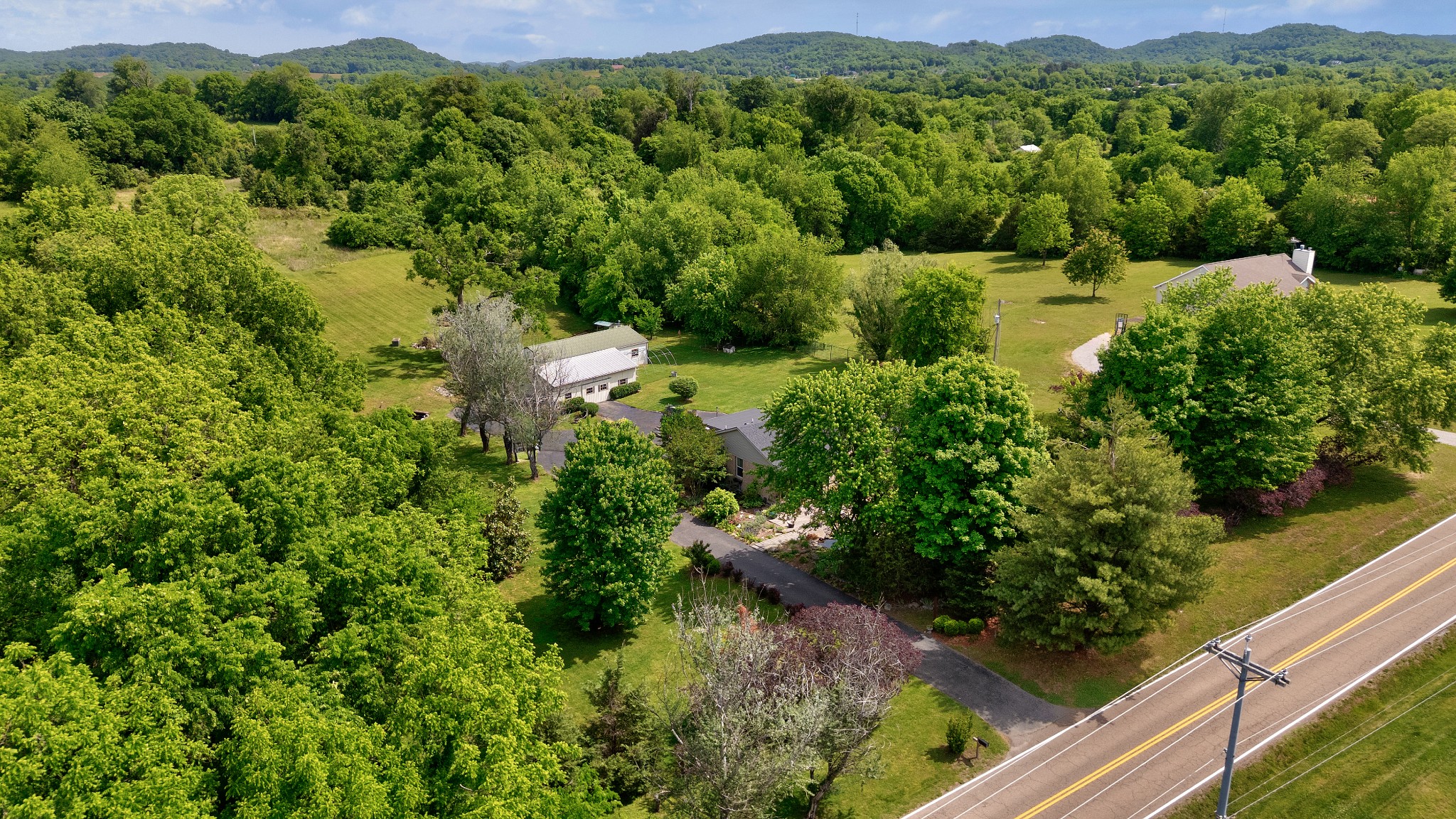 2740 Critz Lane Thompsons Station TN 37179