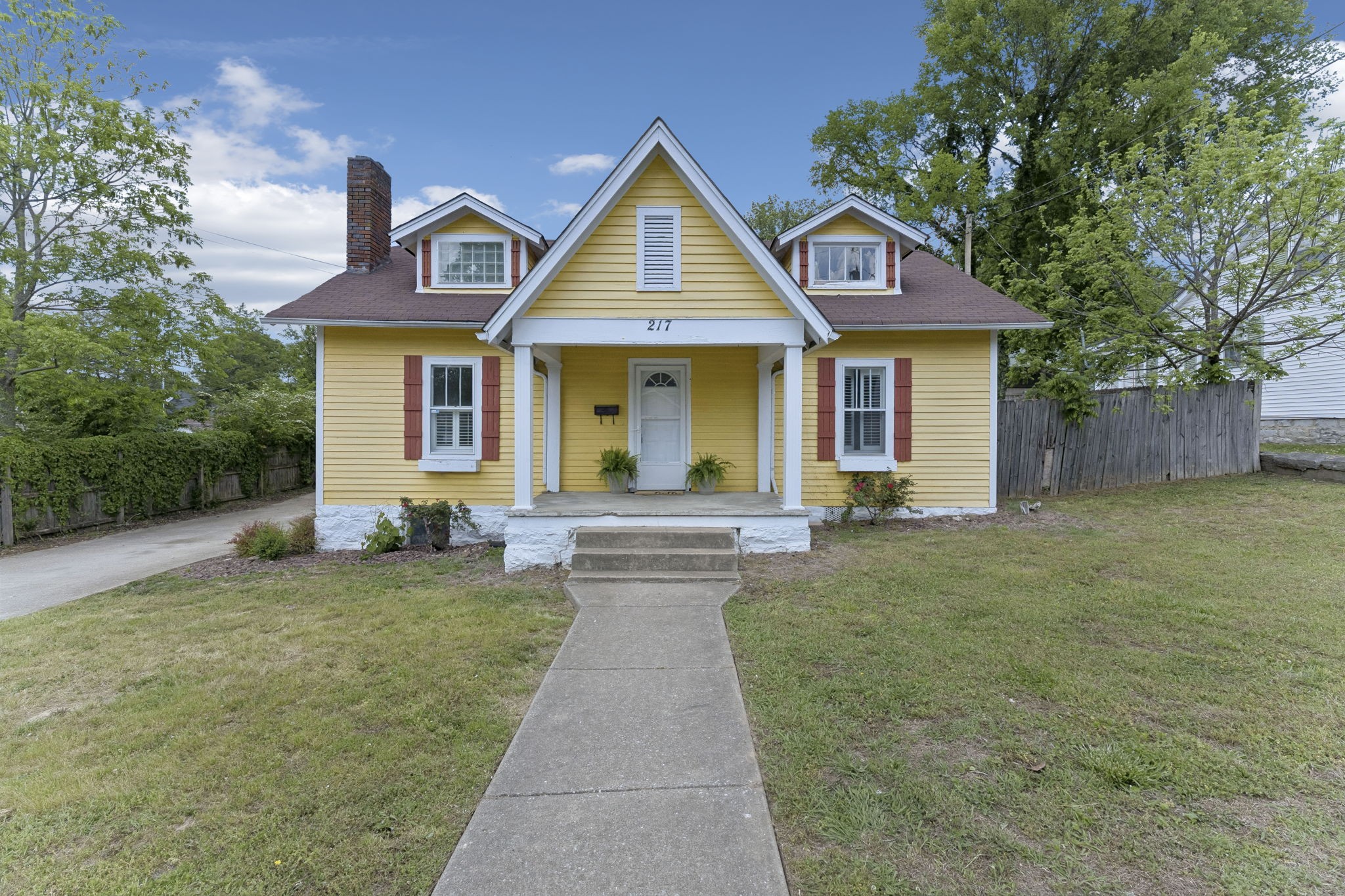 217 College Ave, E Carthage TN 37030