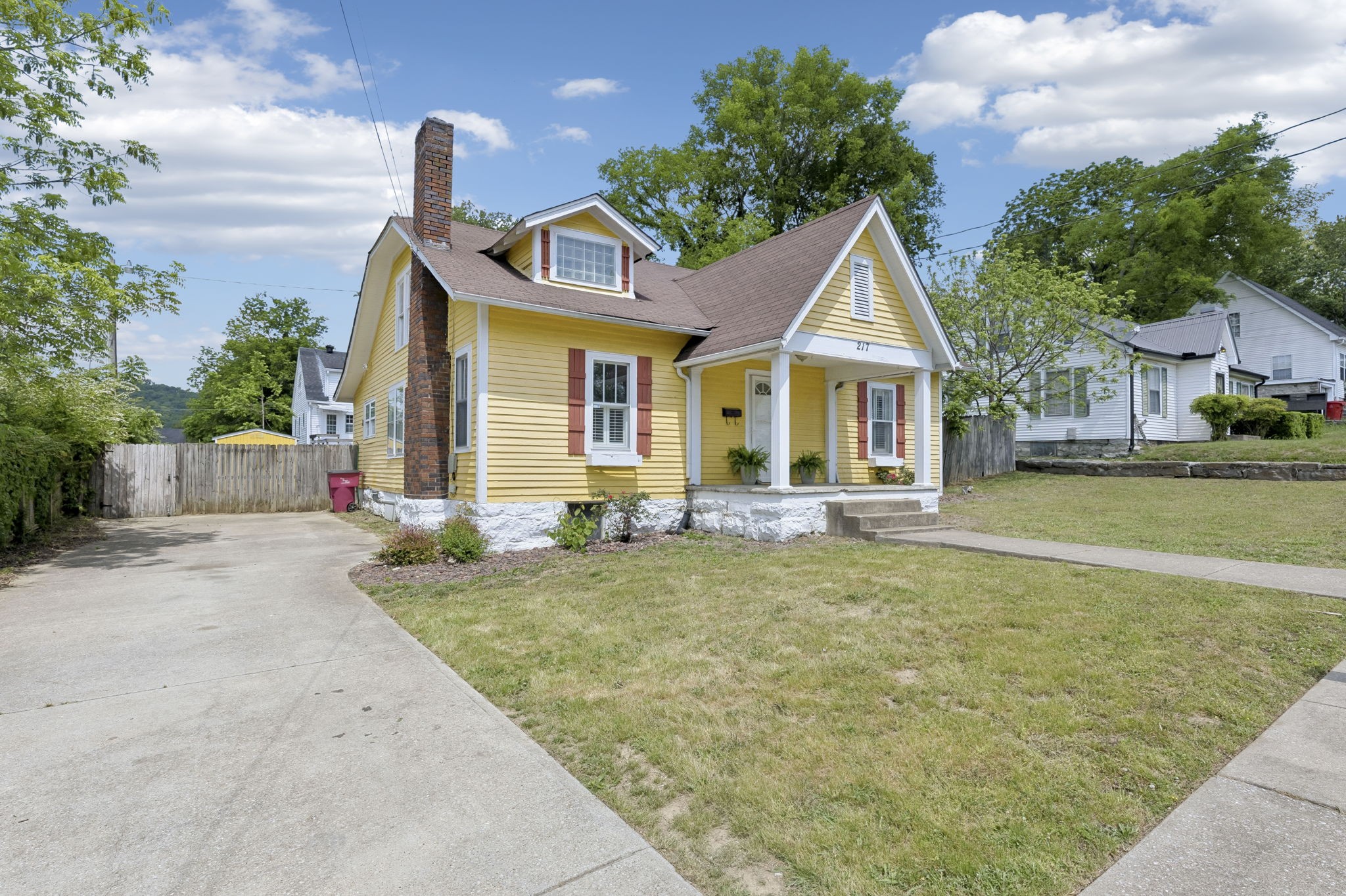 217 College Ave, E Carthage TN 37030