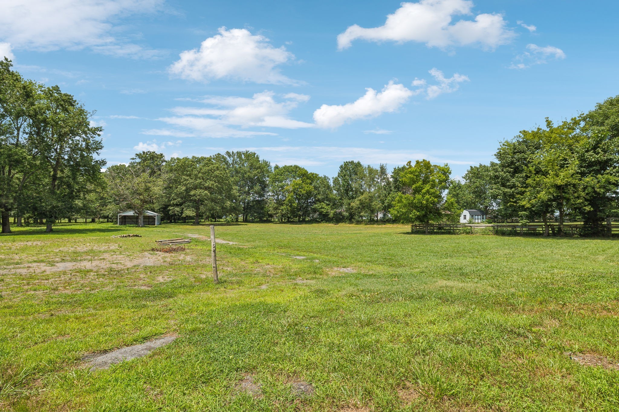 253 Halltown Road Cottontown TN 37048