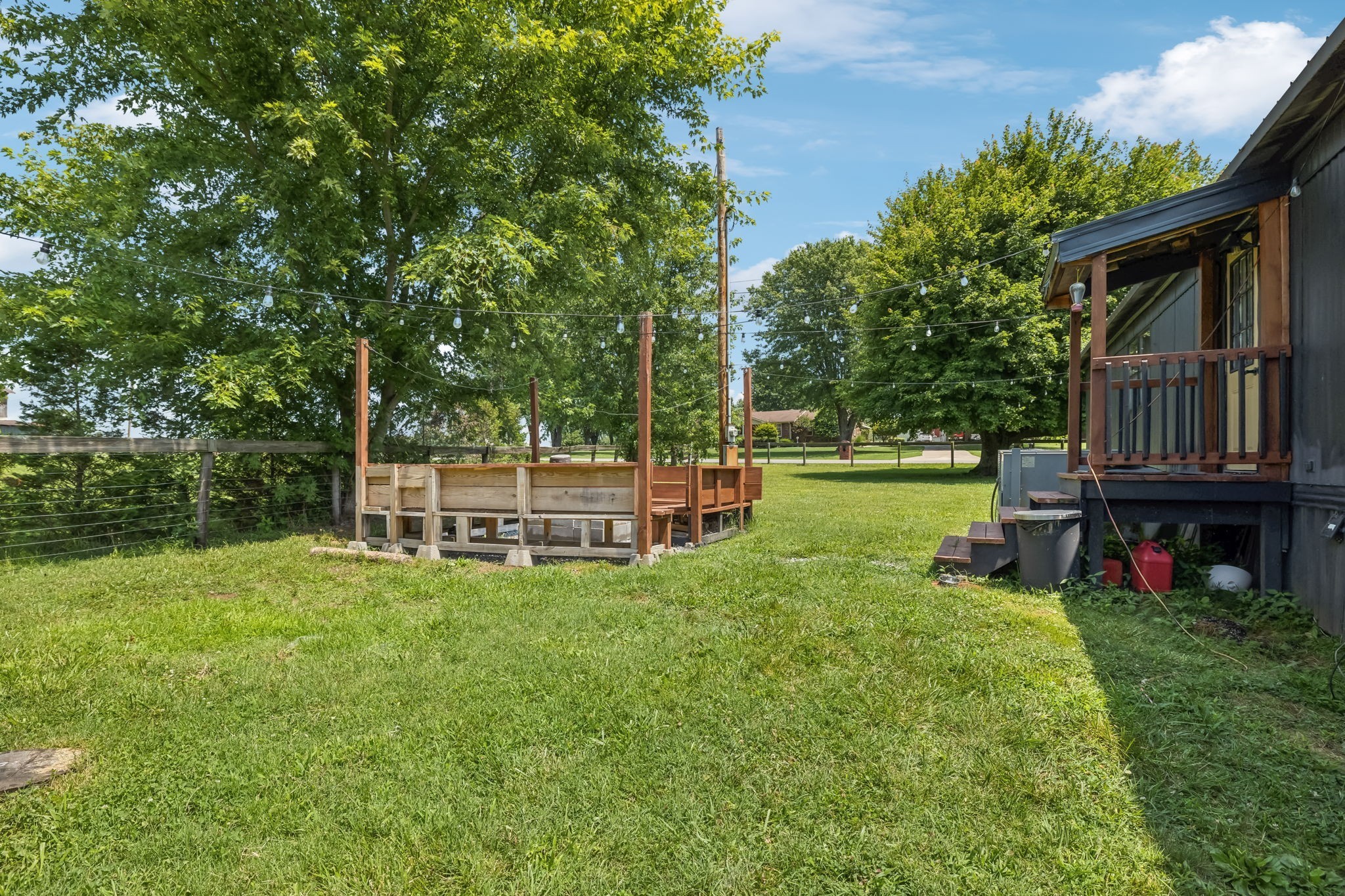 253 Halltown Road Cottontown TN 37048