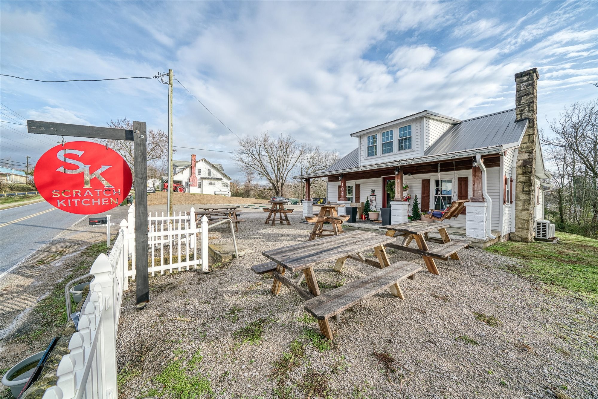 104 N Main Street Byrdstown TN 38549