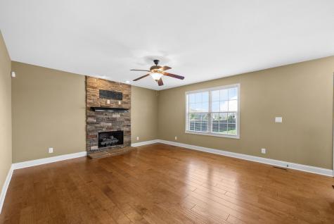 2318 Button Drive Clarksville TN 37040