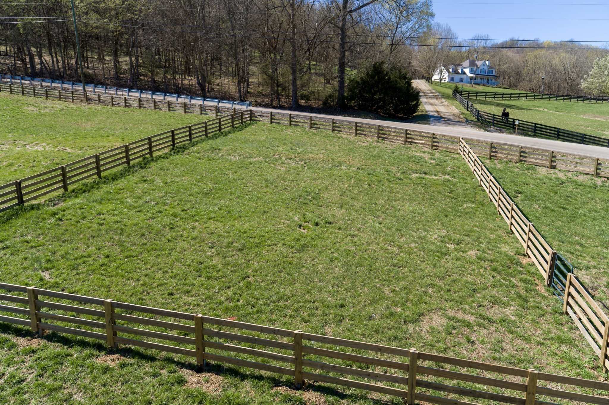 6876 Giles Hill Road College Grove TN 37046