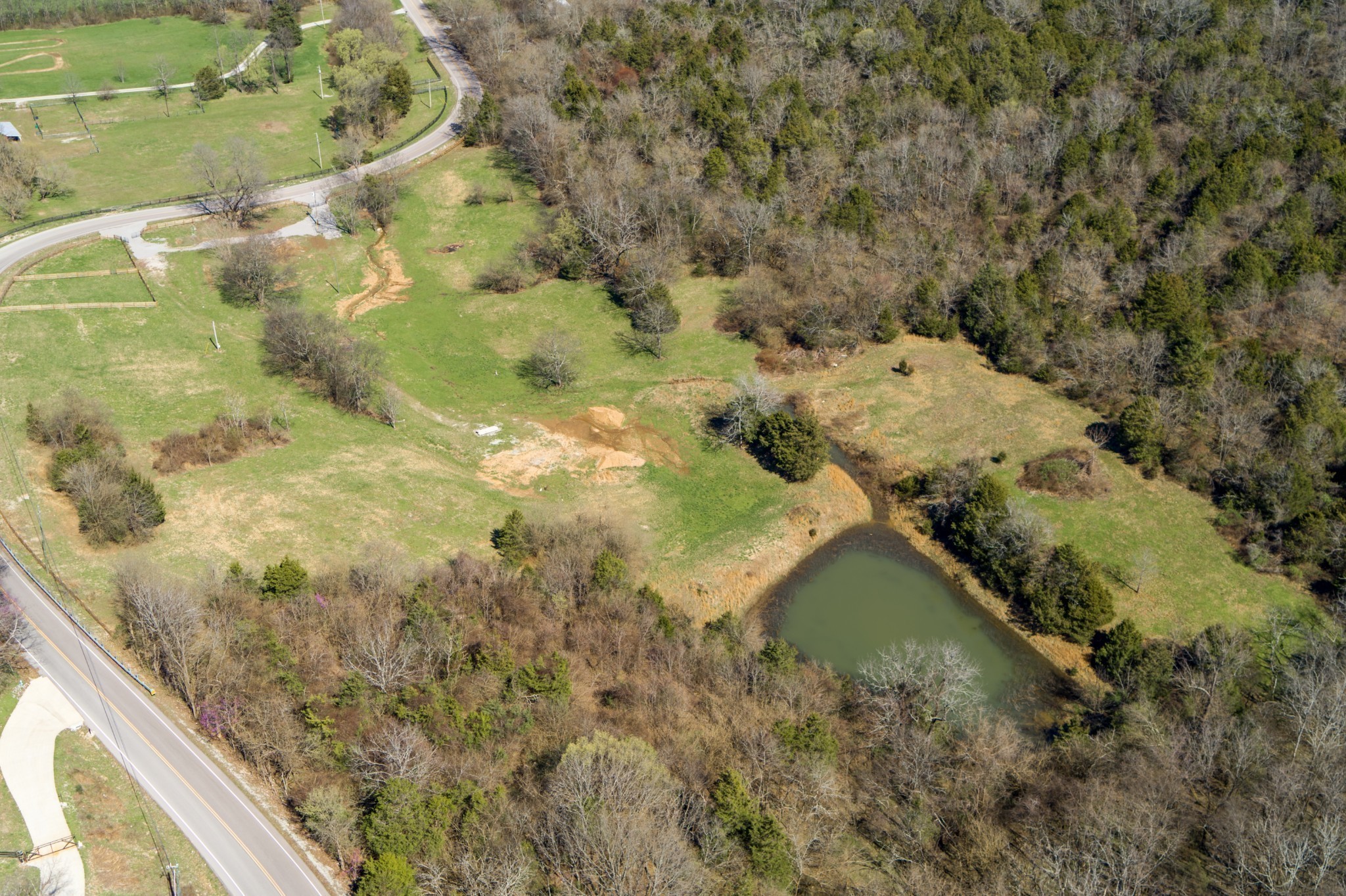 6876 Giles Hill Road College Grove TN 37046