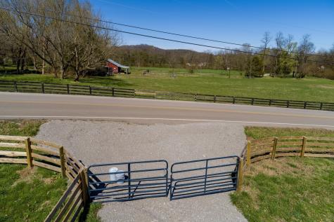 6876 Giles Hill Road College Grove TN 37046