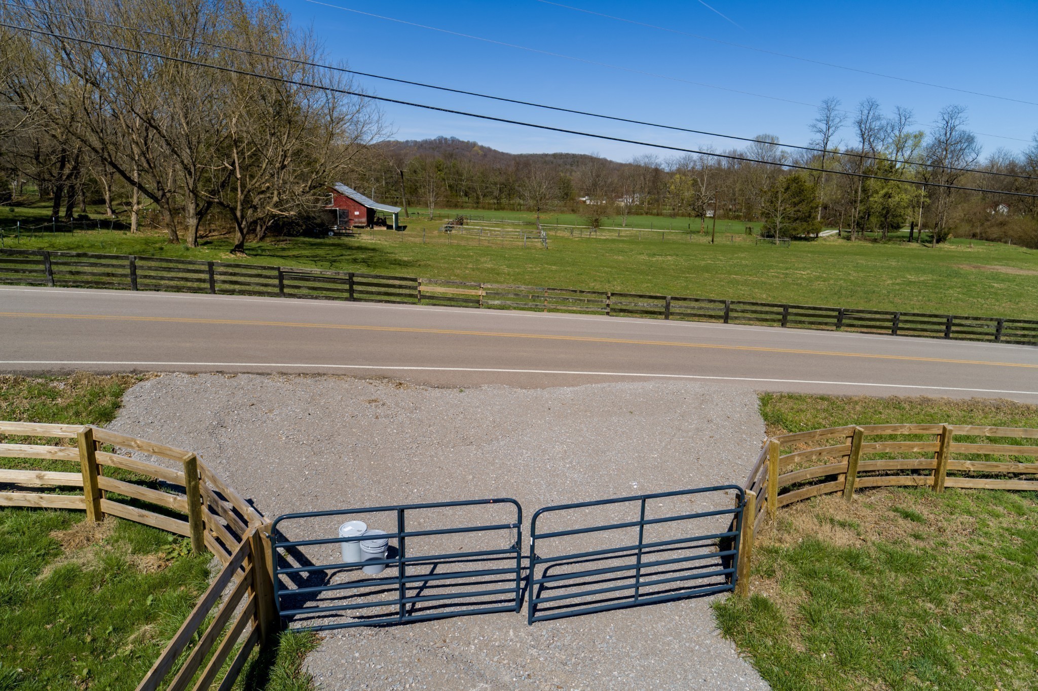 6876 Giles Hill Road College Grove TN 37046