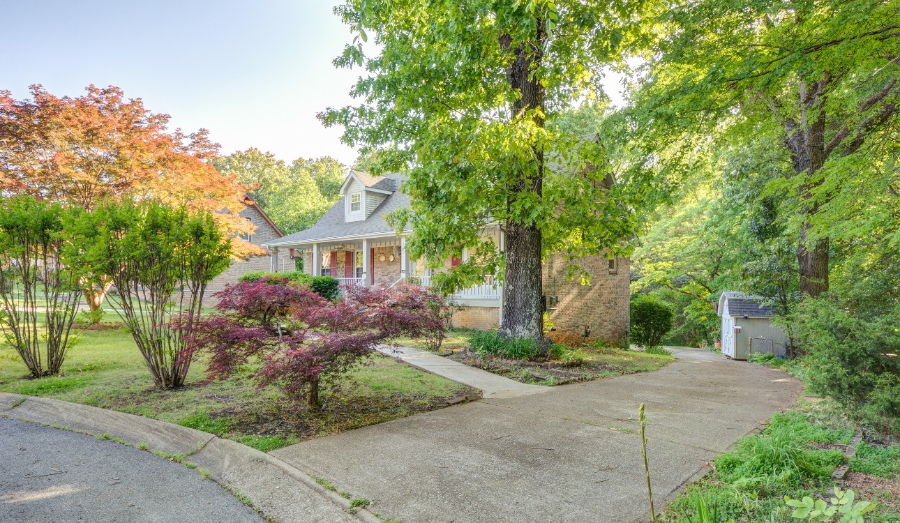 1030 Foxmoor Drive Clarksville TN 37042