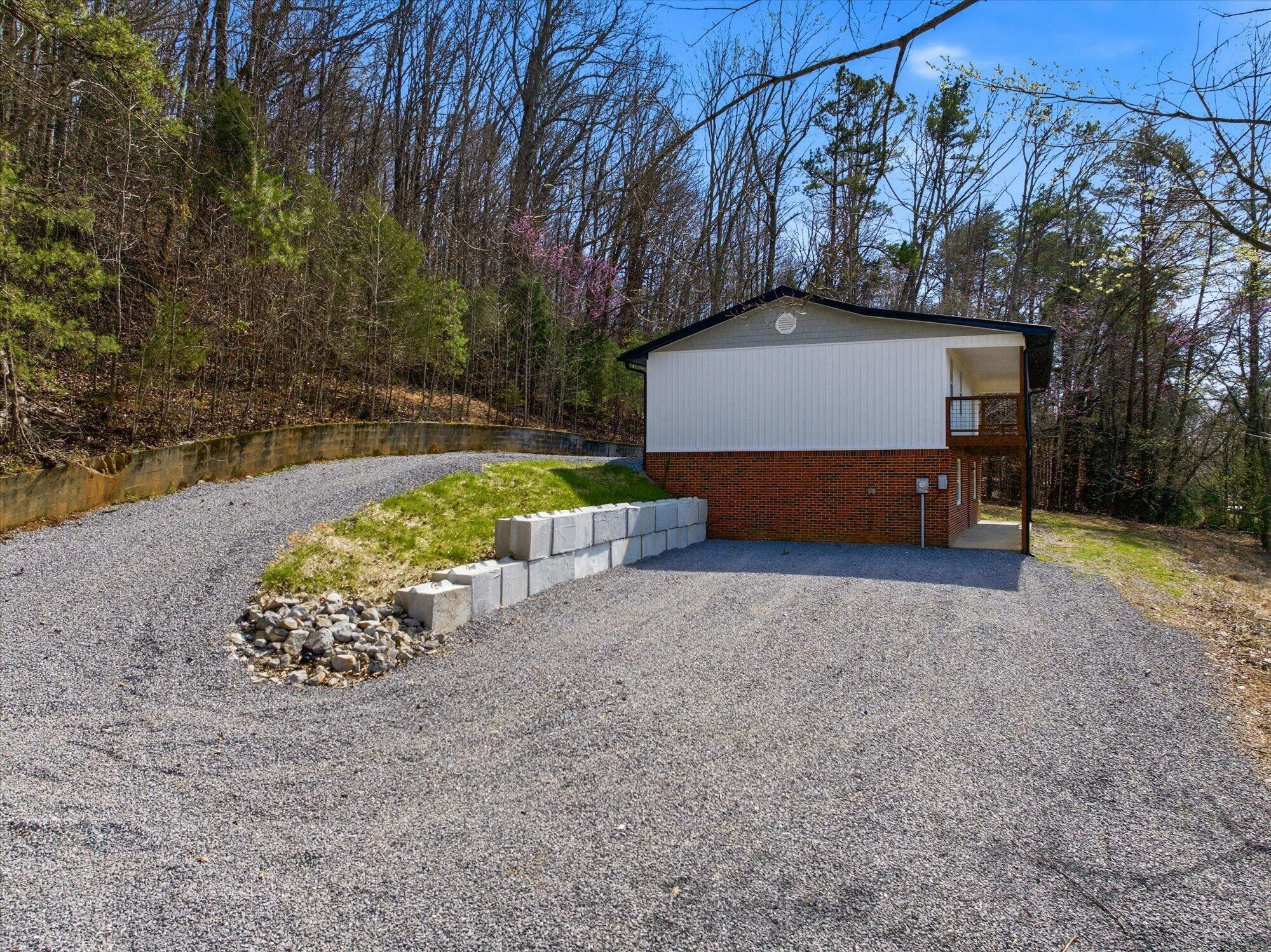 141 County Road 112 Athens TN 37303