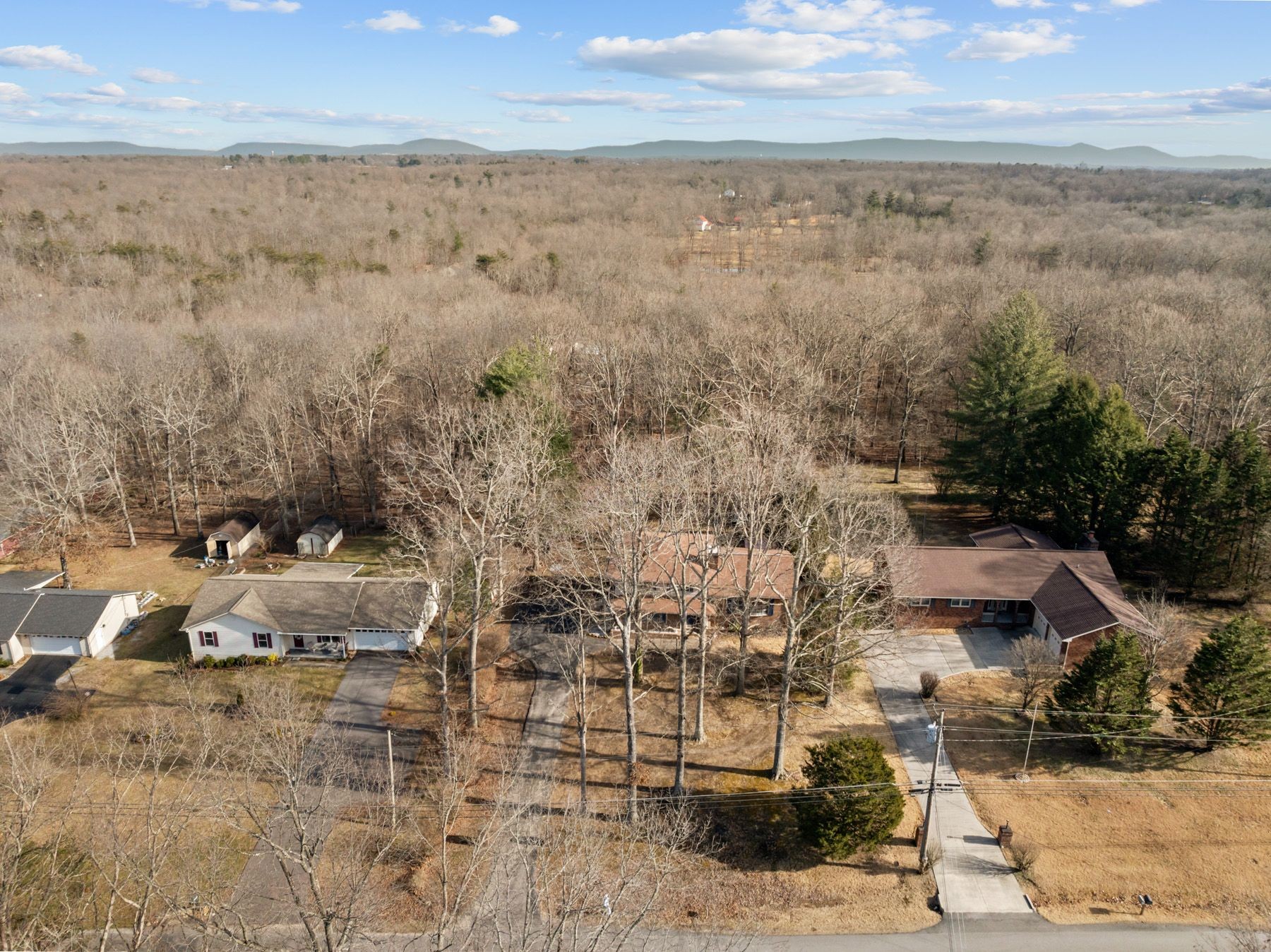 2275 Spruce Loop Crossville TN 38555