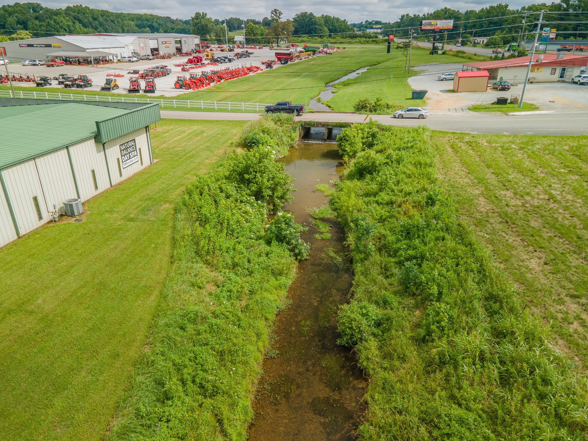 2855 Huntsville Highway Fayetteville TN 37334