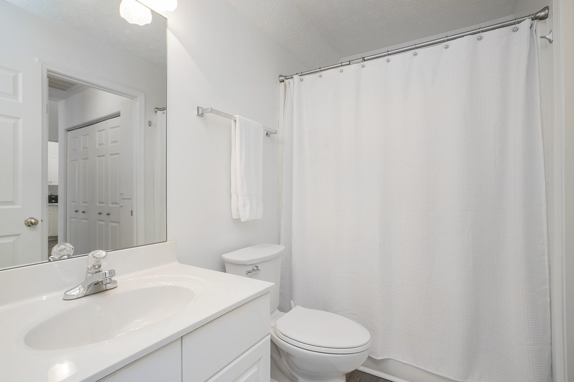 3911 Dodson Chapel Road Hermitage TN 37076