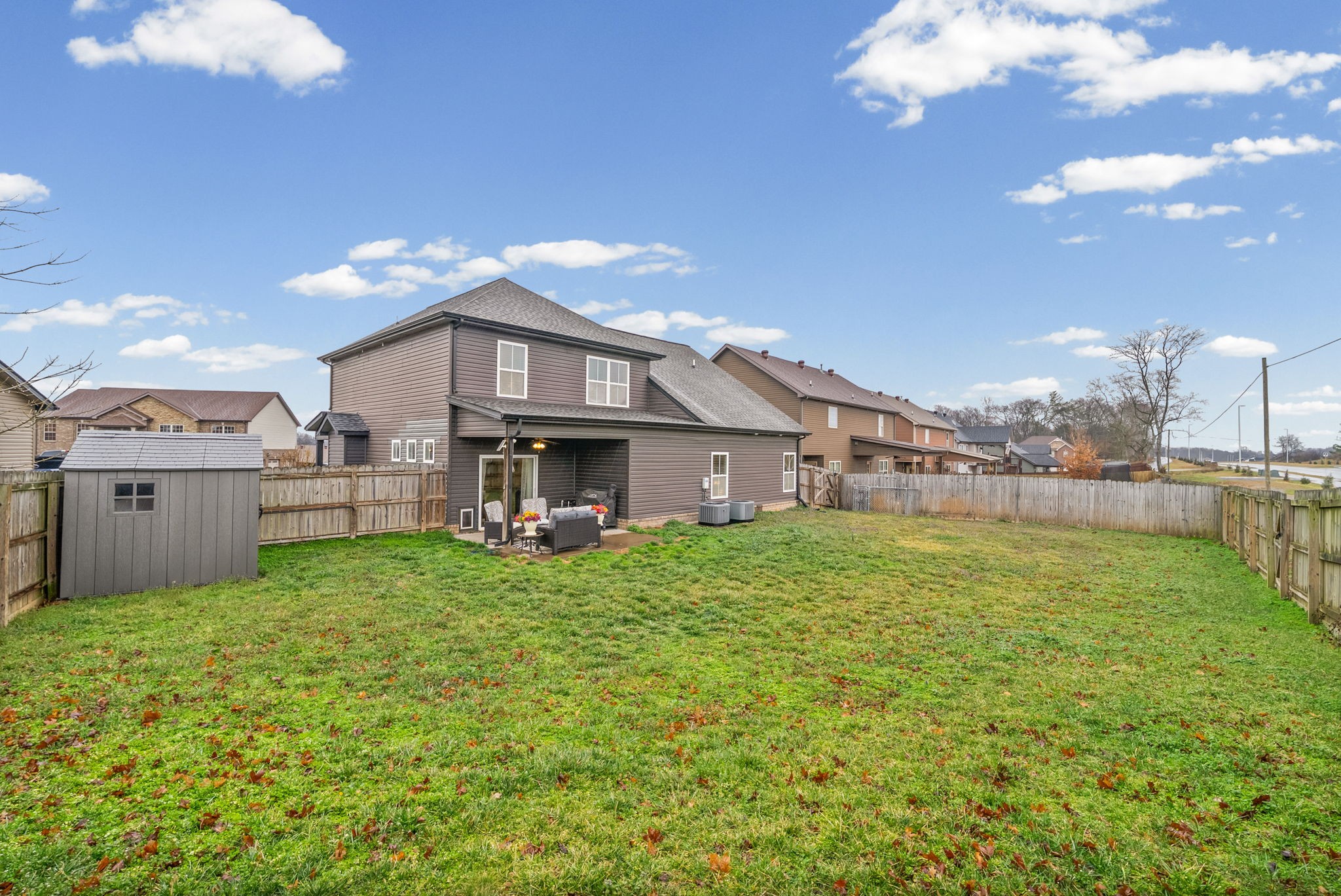 1332 Golden Eagle Way Clarksville TN 37040