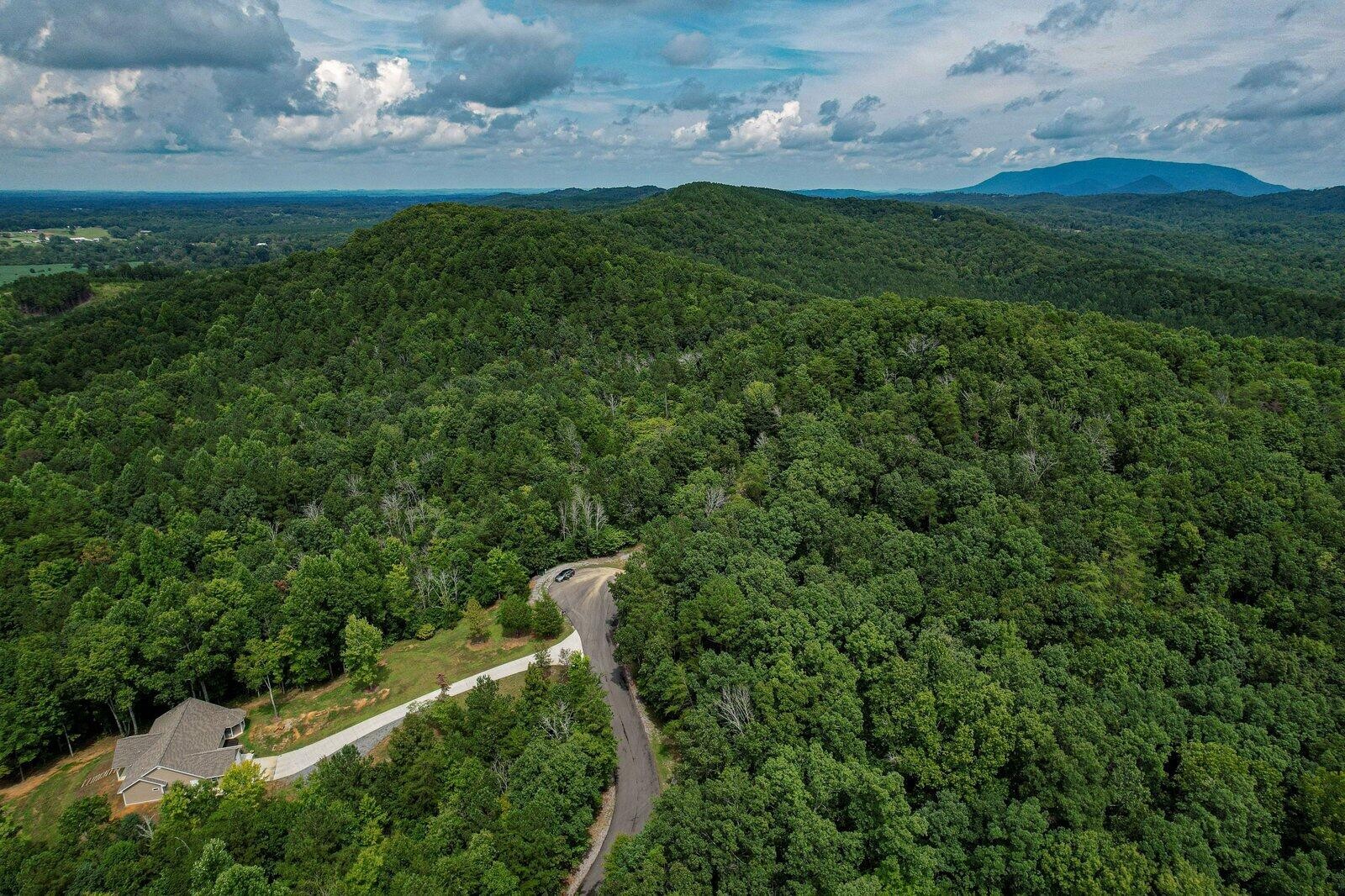 125 Fox Trail Drive Old Fort TN 37362