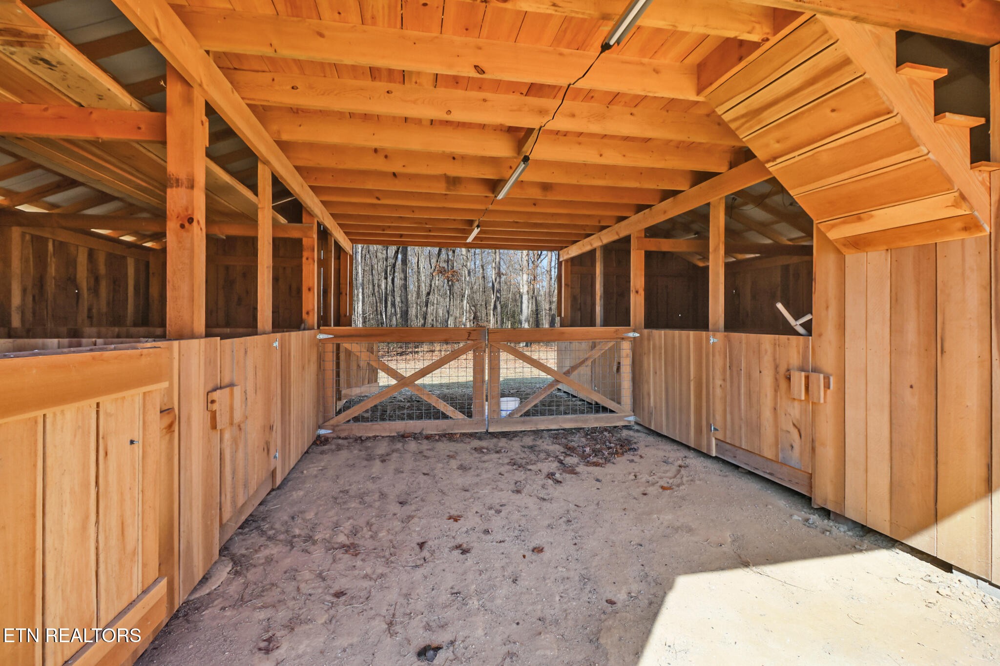 1926 Old Grimsley Road Grimsley TN 38565