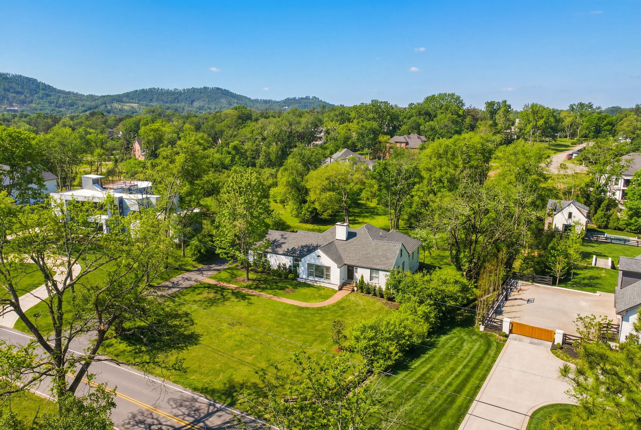 4611 Churchwood Drive Nashville TN 37220