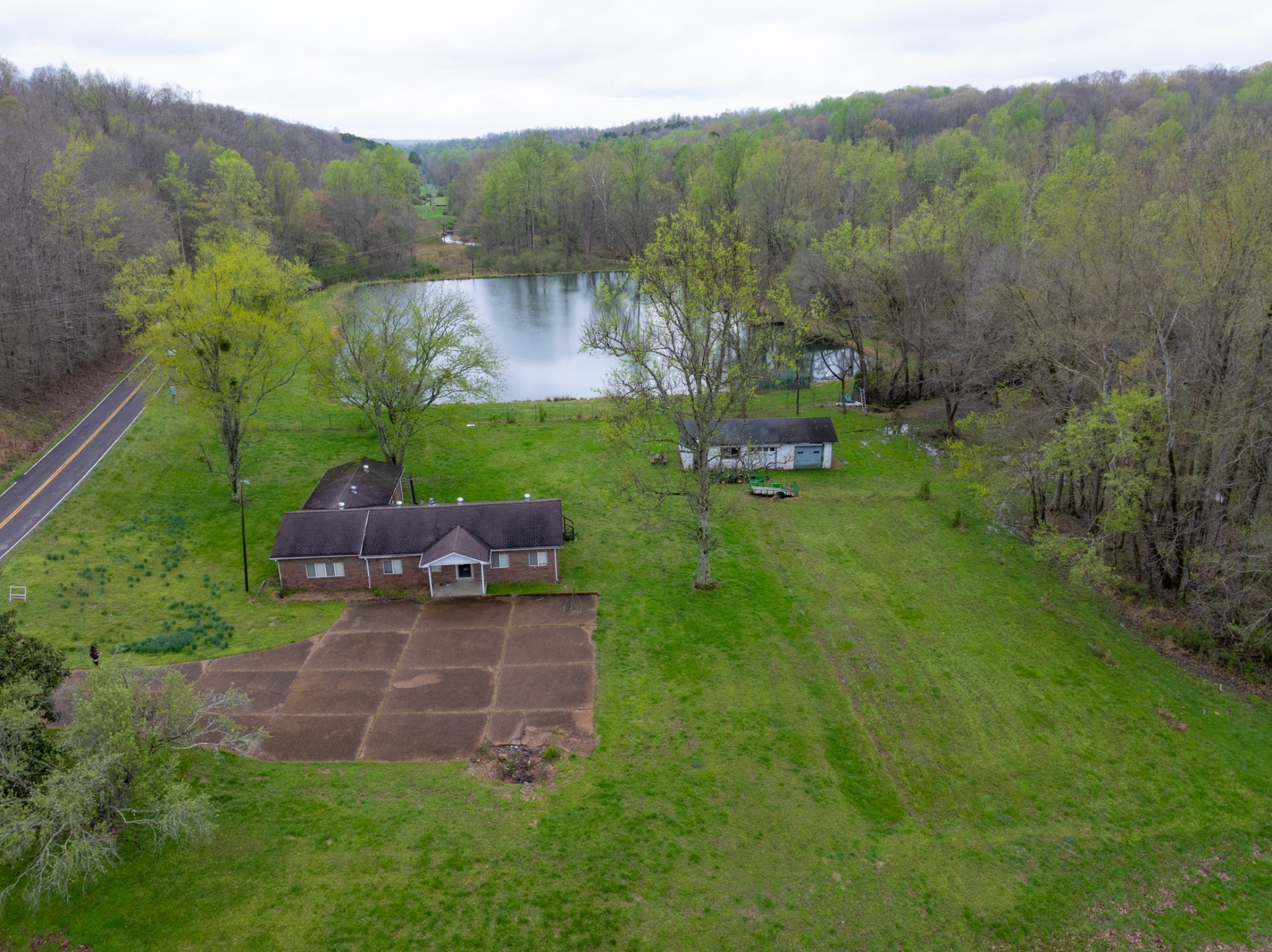 191 Forks River Road Waverly TN 37185